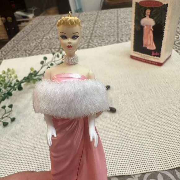 Hallmark Keepsake Ornament Barbie Enchanted Evening Collectors 1996 Vintage - Picture 7 of 11